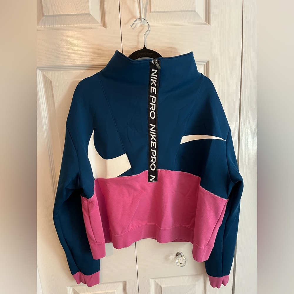 NIKE PRO cropped half-zip